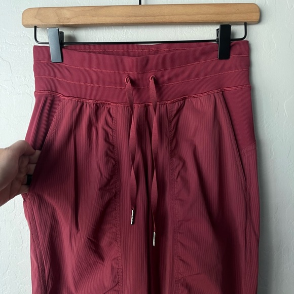 Lululemon dance studio jogger Chianti 2 - Picture 8 of 10